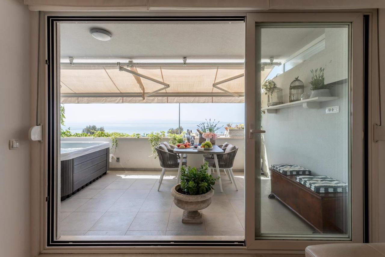 Velebis Superior Apartment - Luxurious One-Room Apartment With Jacuzzi - Prestigious Location By The Sea In The New City Center Of Znjan - Panoramic View Of The Sea And Islands - Free Garage Parking - Buralux Properties Split Exterior foto